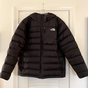 Men’s Large Hooded Northface Coat